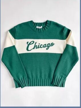 Alice + Wonder Chicago Collegiate Cursive Sweater Green
